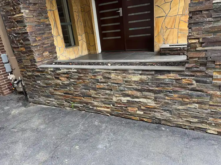 Feature wall with natural travertine stone